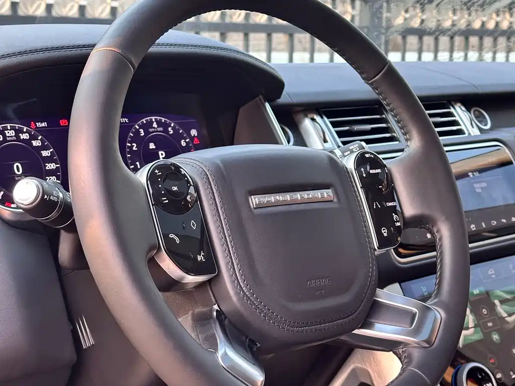 Range Rover 2020 3.0 L6 Legend Extended Edition купить на сайте DeffCars