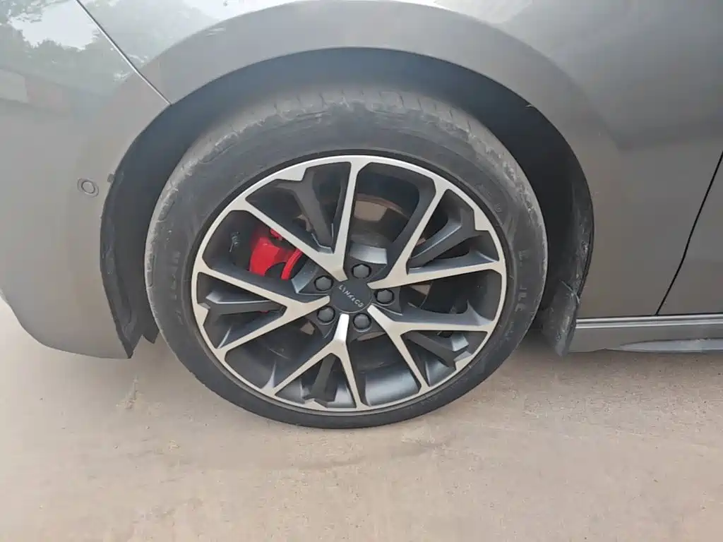 Lynk & Co 03 2022 2.0TD DCT Pro купить на сайте DeffCars