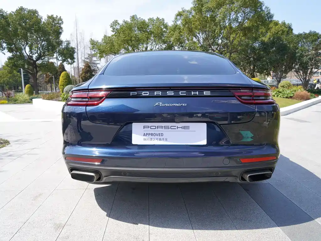Panamera 2017 Panamera Executive Extended Edition 3.0T купить на сайте DeffCars