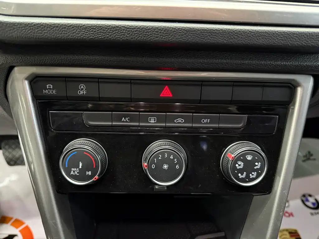 T-ROC 2022 model 280TSI DSG two-wheel drive elite PLUS купить на сайте DeffCars