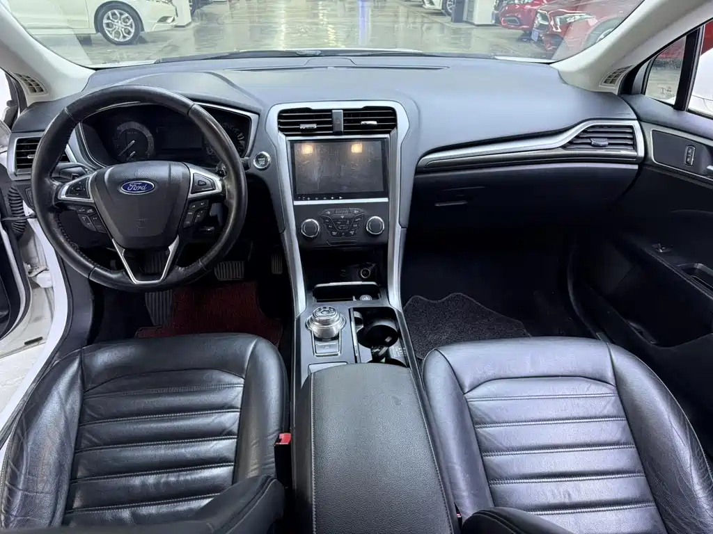 Mondeo 2017 EcoBoost 180 Luxury купить на сайте DeffCars