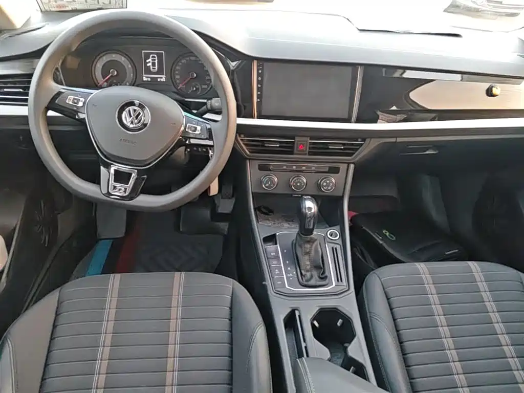 Lavida 2018 280TSI DSG Comfort Edition National V купить на сайте DeffCars