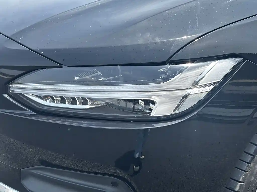 Volvo S90 2024 B5 Zhiyuan Luxury Edition купить на сайте DeffCars