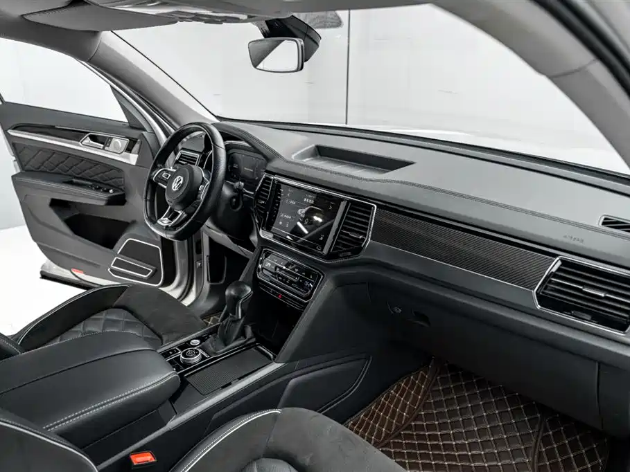 Touron 2019 Touron X 380TSI four-wheel drive luxury version купить на сайте DeffCars