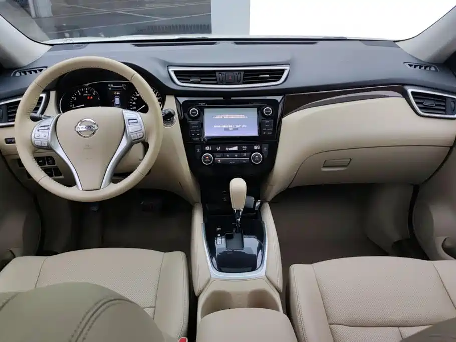 X-Trail 2014 2.5L CVT Extreme Edition 4WD купить на сайте DeffCars