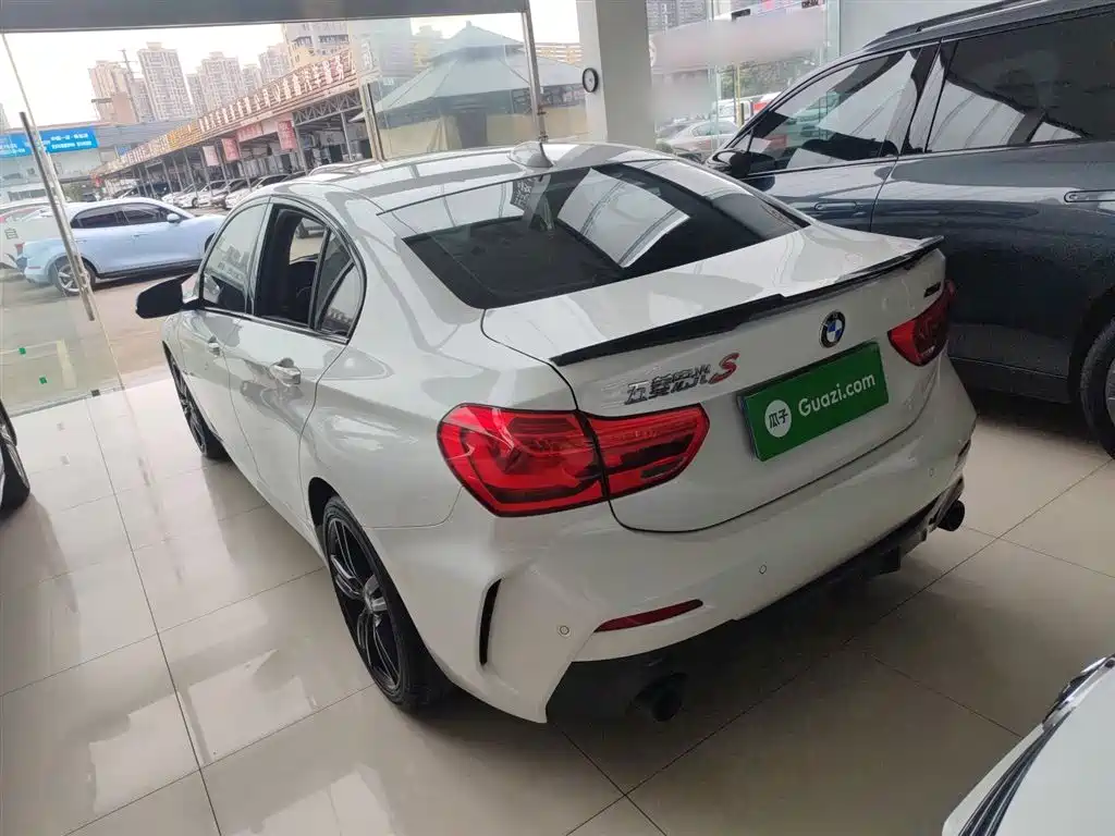 BMW 1 Series 2021 125i M Sports Night Edition купить на сайте DeffCars
