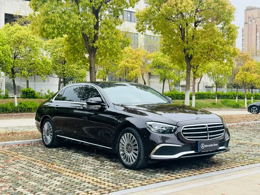 Mercedes-Benz E-Class 2023 E 300 L Fashion купить на сайте DeffCars