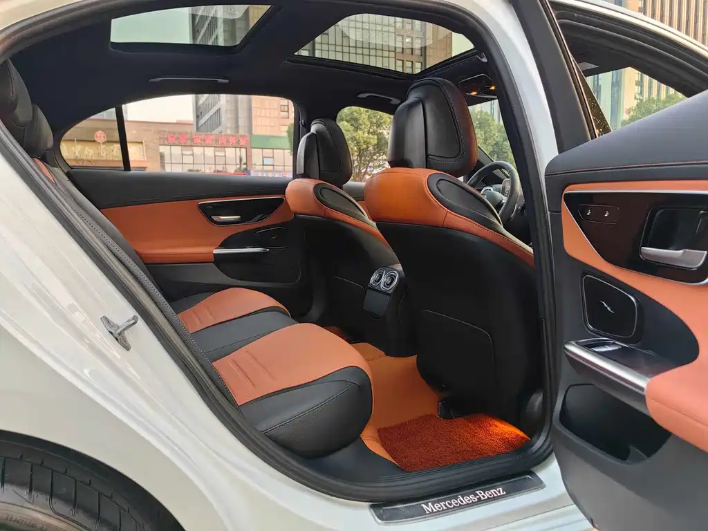 Mercedes-Benz C-Class 2023 facelift C 260 L sports version купить на сайте DeffCars