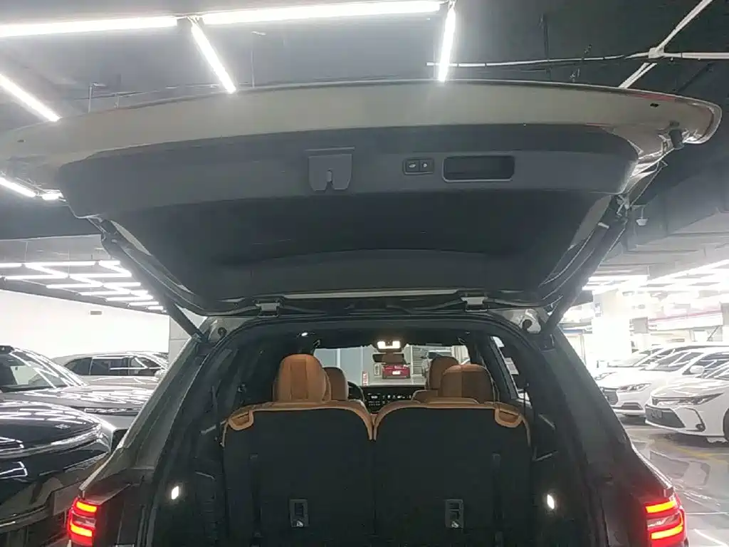 Ideal ONE 2020 extended range 6-seater version купить на сайте DeffCars