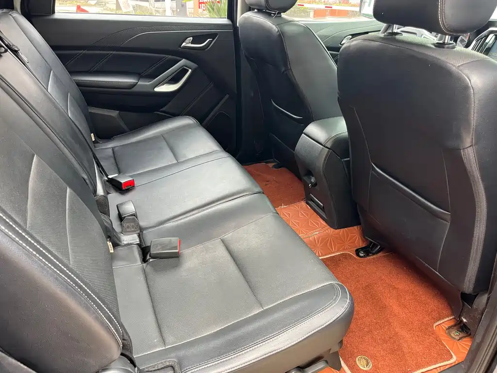 Yusheng S350 2016 2.4T automatic two-wheel drive diesel luxury sunroof version 7 seats купить на сайте DeffCars