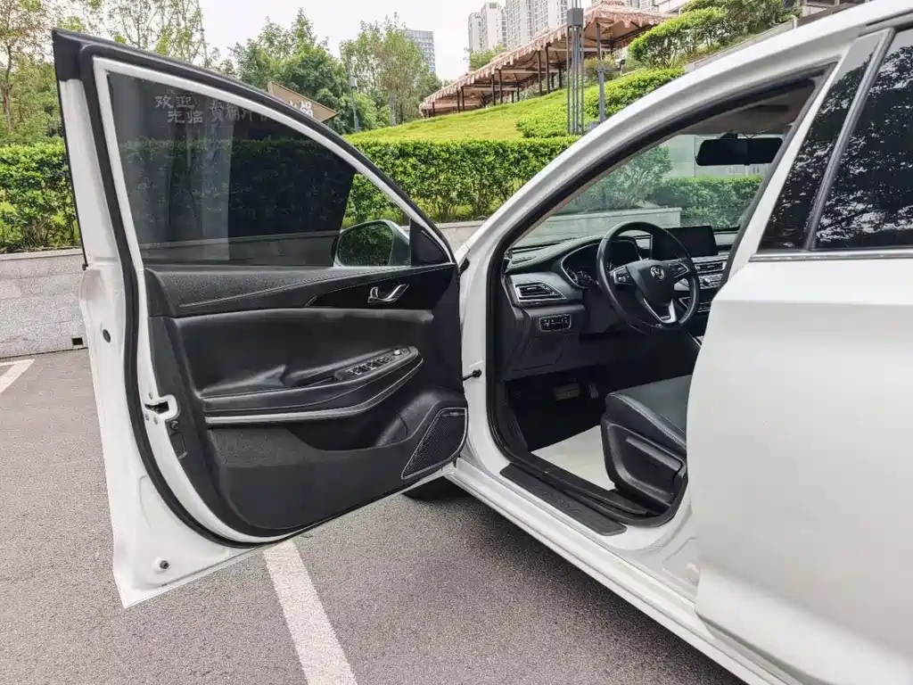 Ruicheng CC 2020 1.5T Auto Shine купить на сайте DeffCars