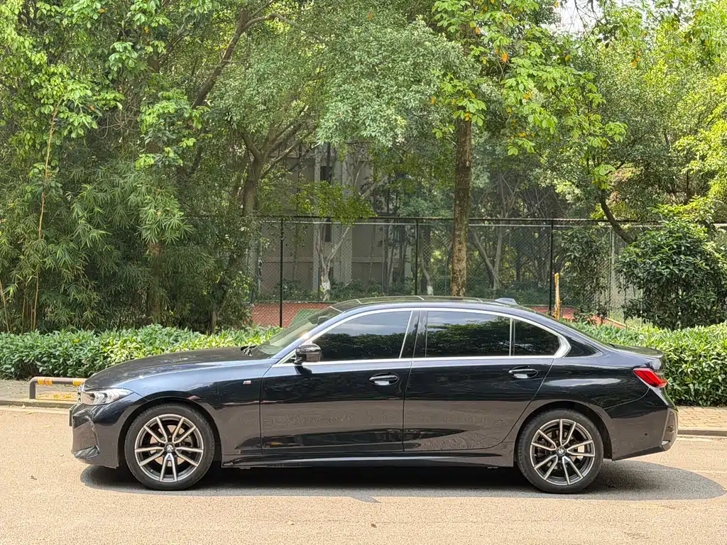 BMW 3 Series 2025 325Li M Sports Package купить на сайте DeffCars