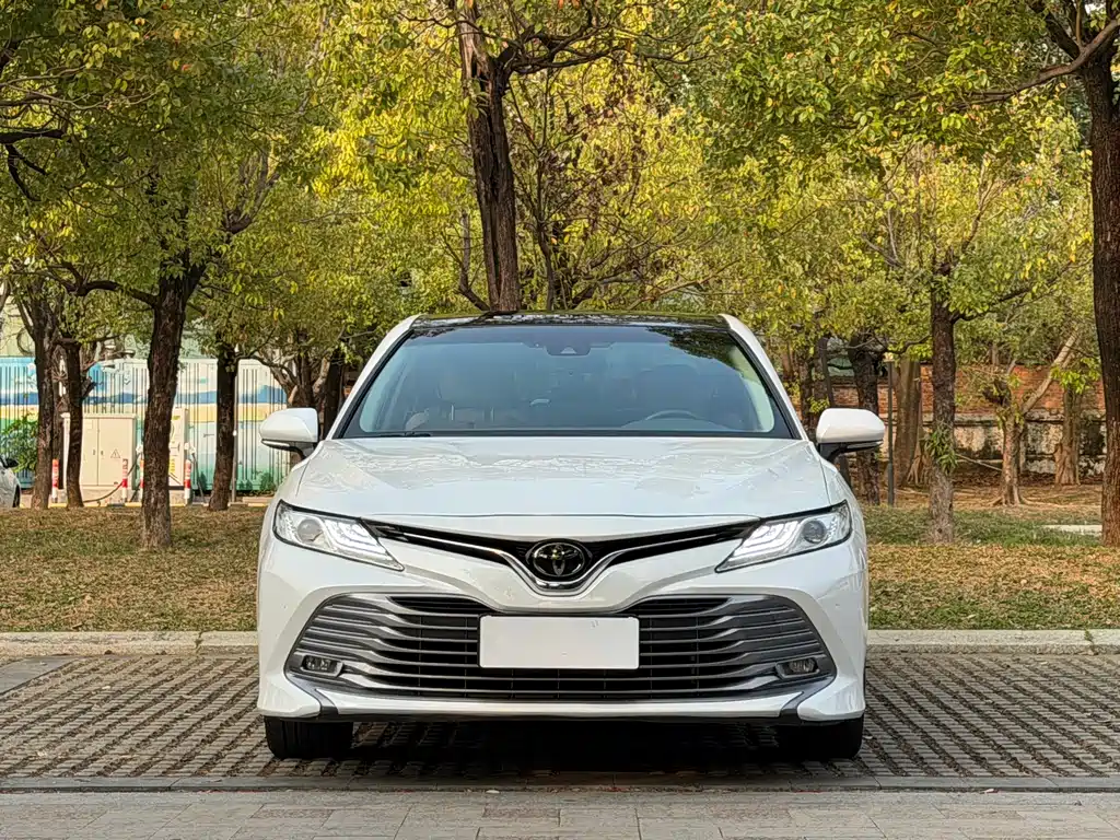 Camry 2019 2.5G Deluxe Edition National V купить на сайте DeffCars