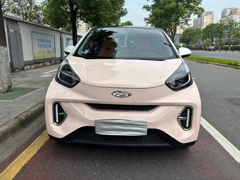 Little Ant 2022 model facelift sweet pink version half sugar lithium iron phosphate 30.7kWh 30kW 301km купить на сайте DeffCars