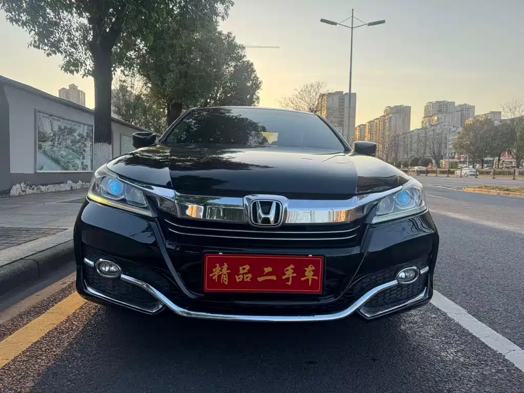 Accord 2016 2.0L Comfort Edition купить на сайте DeffCars