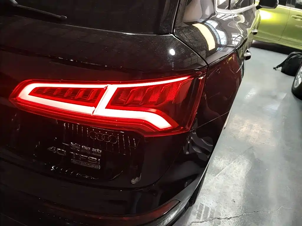 Audi Q5L 2020 facelift 40 TFSI enjoys fashionable style купить на сайте DeffCars