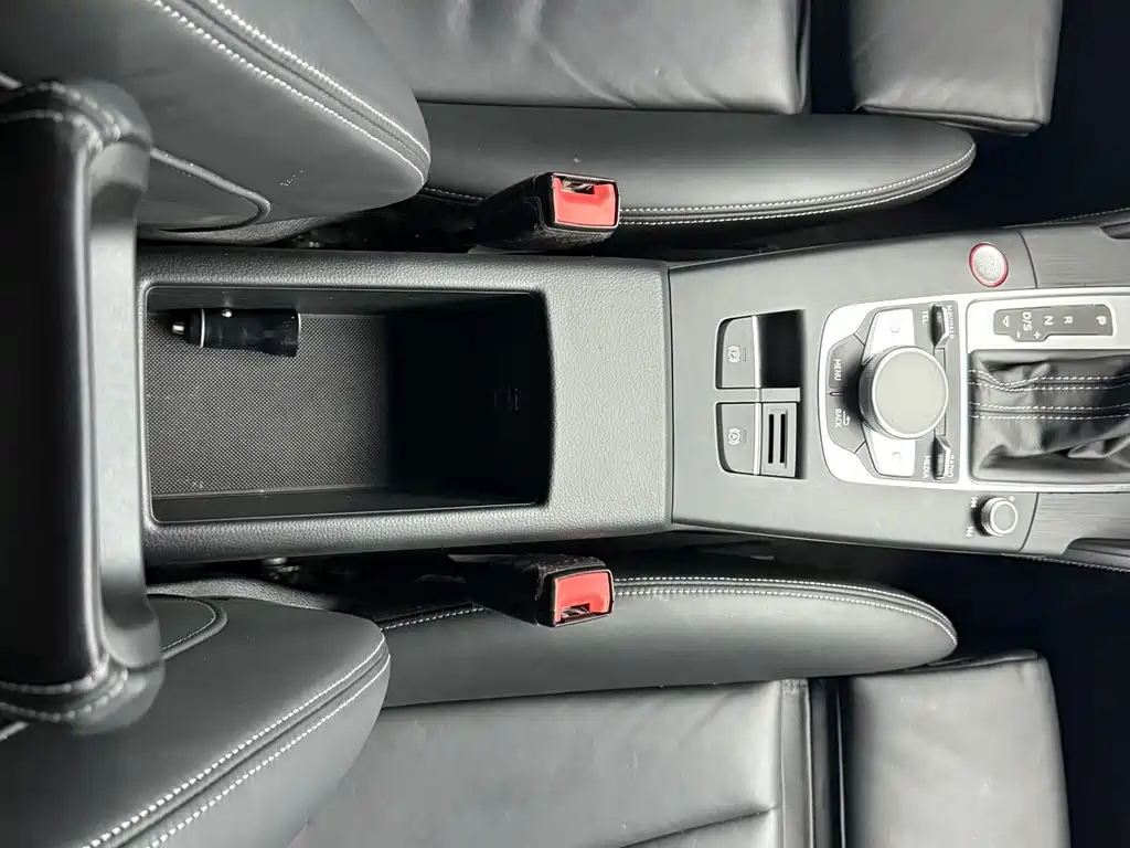 Audi RS 3 2017 RS 3 2.5T Limousine купить на сайте DeffCars