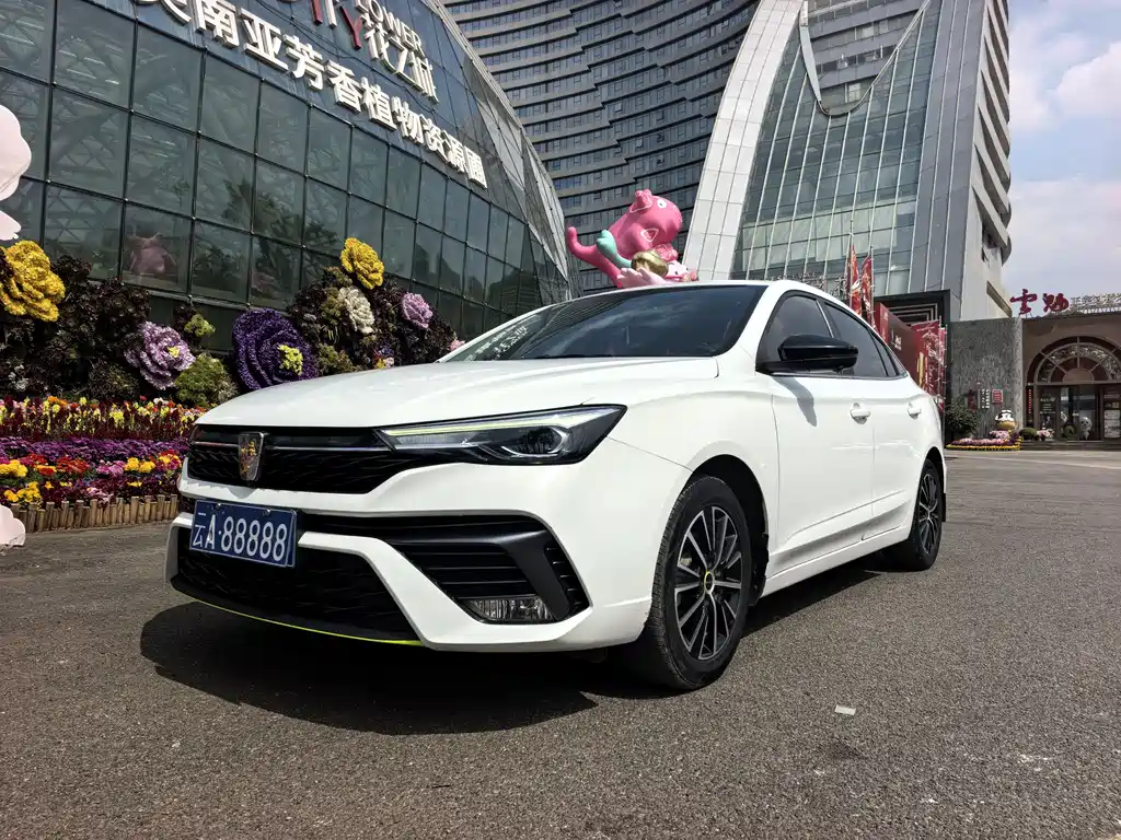 Roewe i5 2021 1.5L CVT Diamond Edition купить на сайте DeffCars