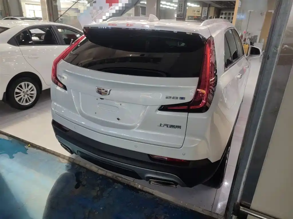 Cadillac XT4 2022 28T two-wheel drive luxury model купить на сайте DeffCars