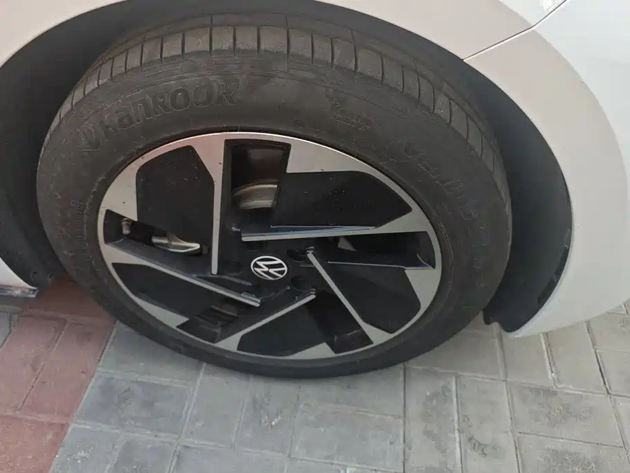 Volkswagen ID.3 2025 Smart Model Outstanding Oxygen Edition купить на сайте DeffCars