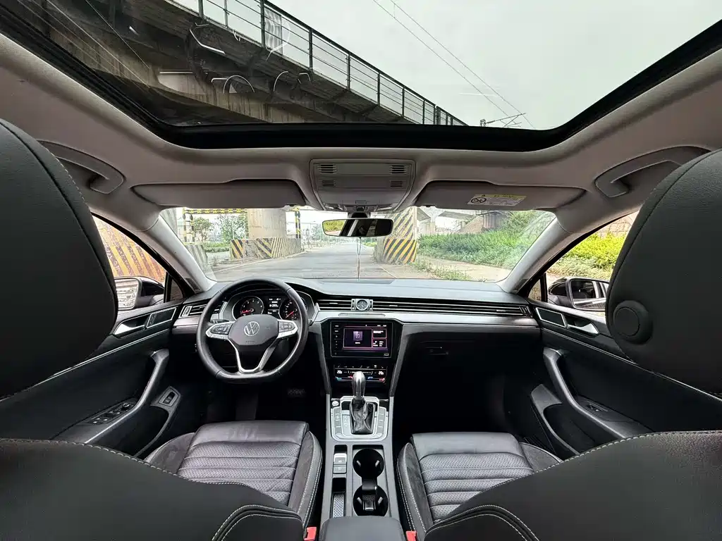 Magotan 2020 330TSI DSG leading model купить на сайте DeffCars