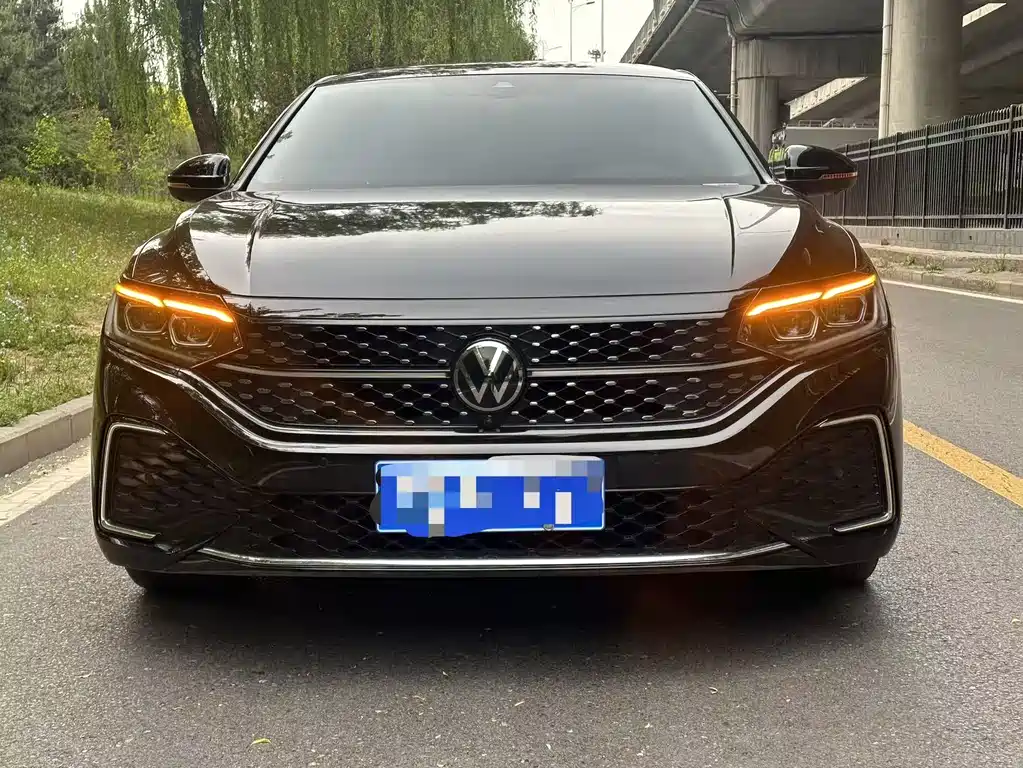 Passat 2024 380TSI Starry Sky Deluxe Edition купить на сайте DeffCars
