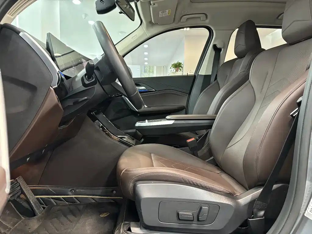 BMW X1 2023 sDrive25Li X Design Package купить на сайте DeffCars