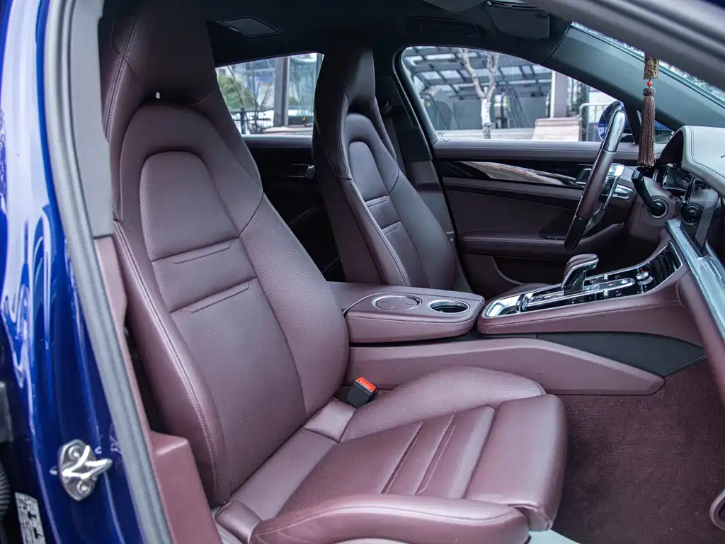 Panamera 2019 Panamera 4 Executive Extended Edition 2.9T купить на сайте DeffCars