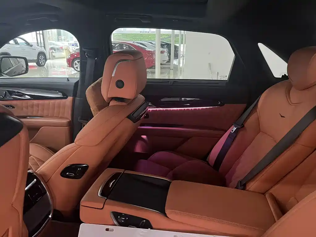 Cadillac CT6 2019 40T Platinum Edition купить на сайте DeffCars