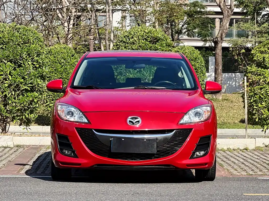 Mazda3 imported 2010 hatchback 1.6 automatic luxury model купить на сайте DeffCars
