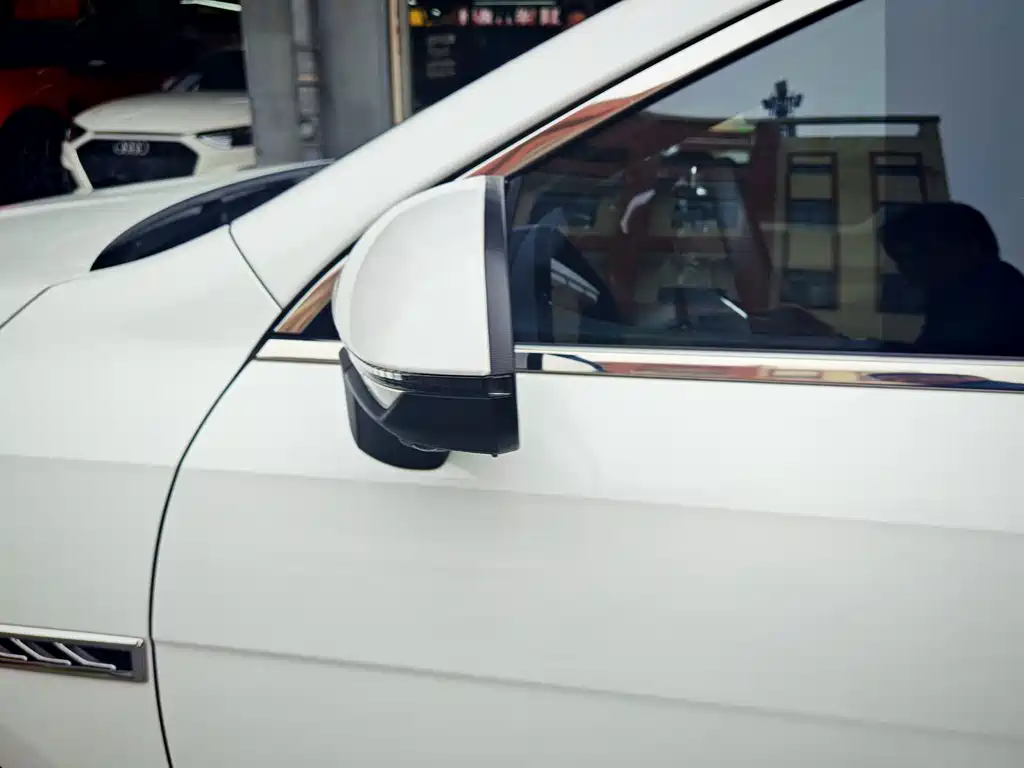 Qin PLUS 2024 Honor Edition EV 510KM Transcendence купить на сайте DeffCars