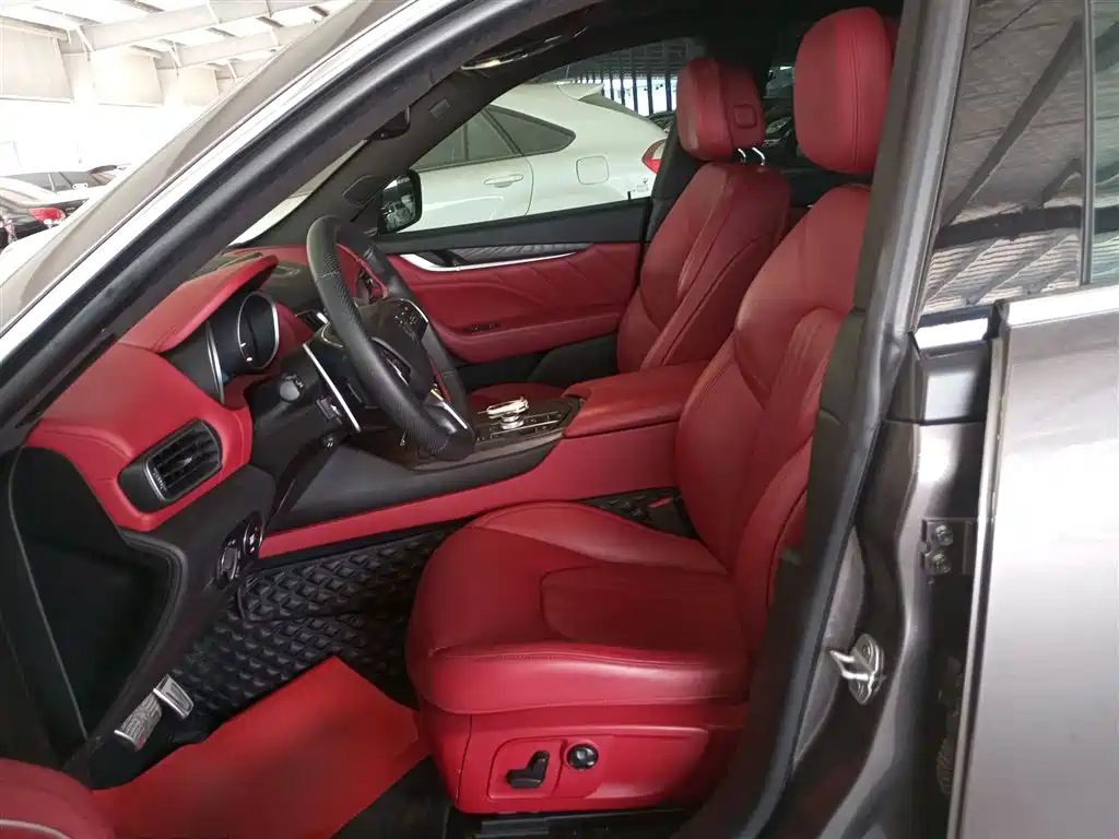 Levante 2019 3.0T Standard Edition National VI купить на сайте DeffCars