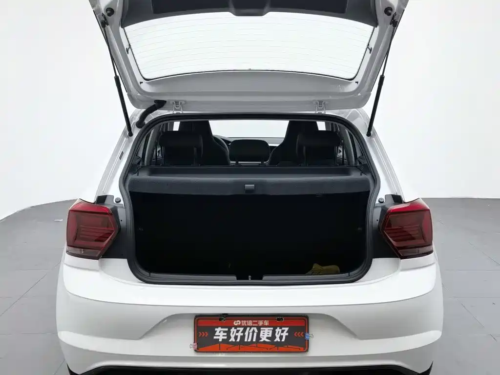 Polo 2023 facelift Plus 1.5L automatic indulgence version купить на сайте DeffCars