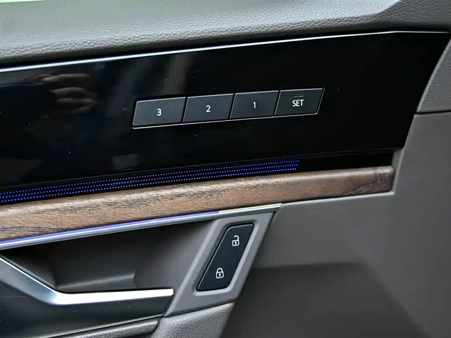 Touareg 2020 3.0TSI Ruixiang Edition National VI купить на сайте DeffCars