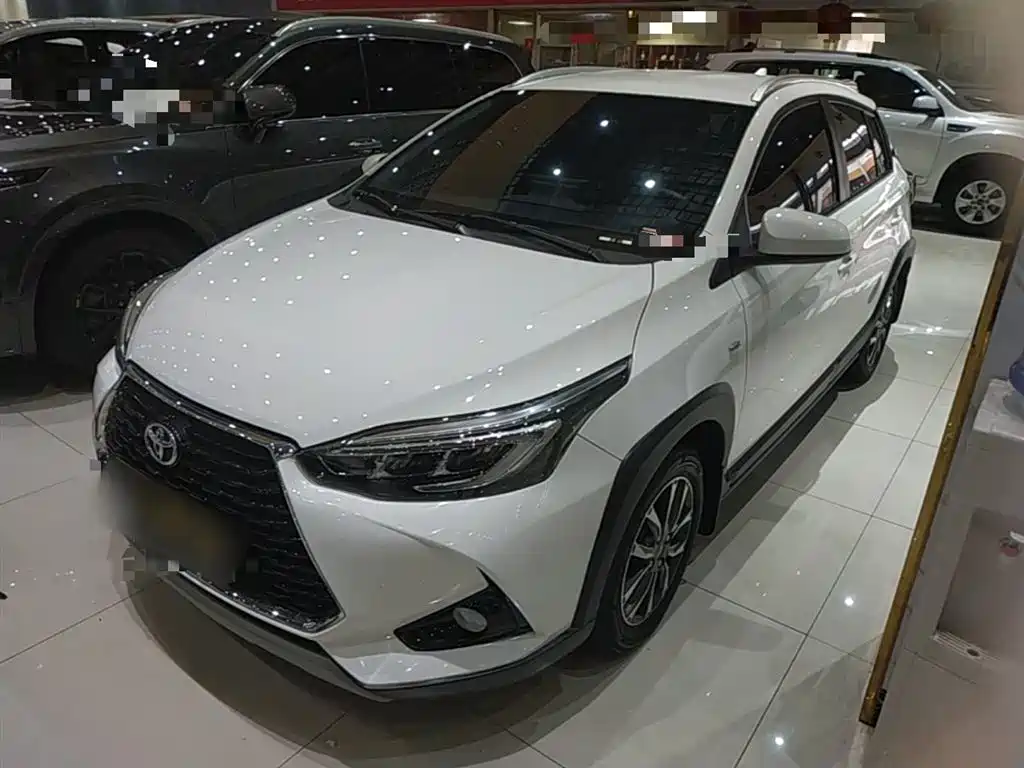 YARiS L Zhixuan 2022 Zhixuan X 1.5L CVT luxury PLUS version купить на сайте DeffCars