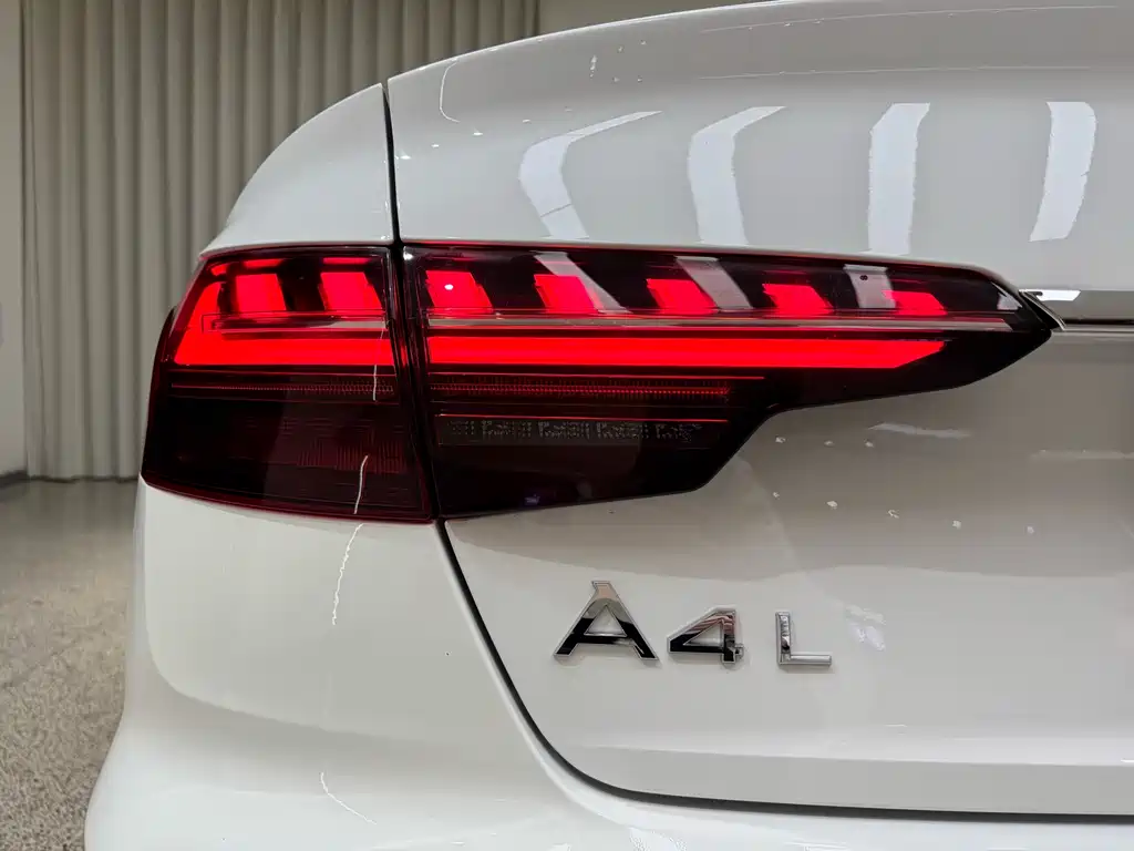 Audi A4L 2020 40 TFSI Fashionable and Dynamic купить на сайте DeffCars