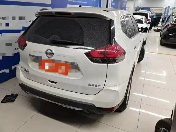 X-Trail 2022 2.0L 2WD Intelligent Link Premium Edition купить на сайте DeffCars