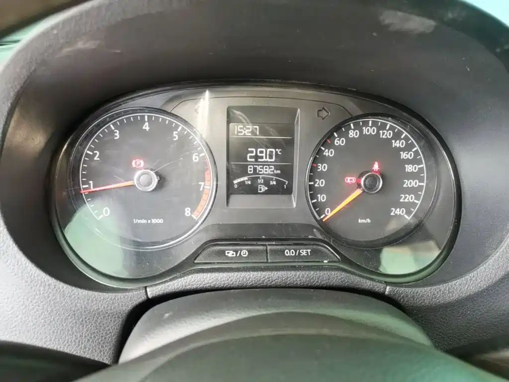 Polo 2016 1.4L manual fashion model купить на сайте DeffCars