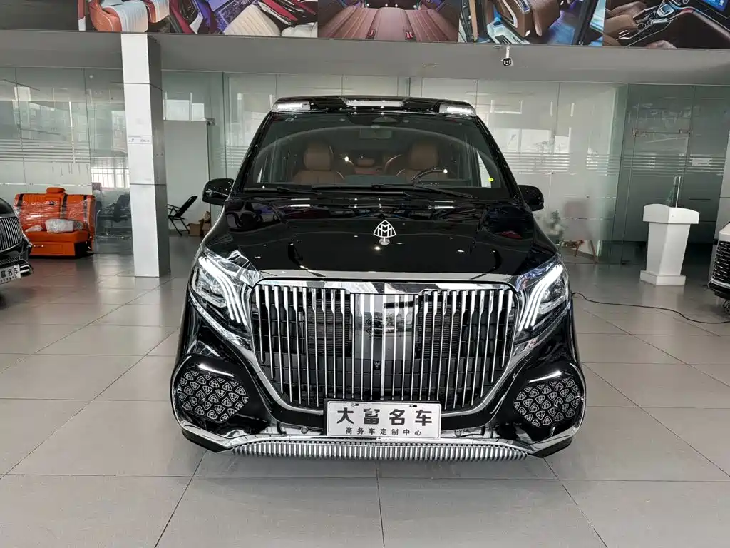 Vito 2024 2.0T Business Edition 7-seater купить на сайте DeffCars