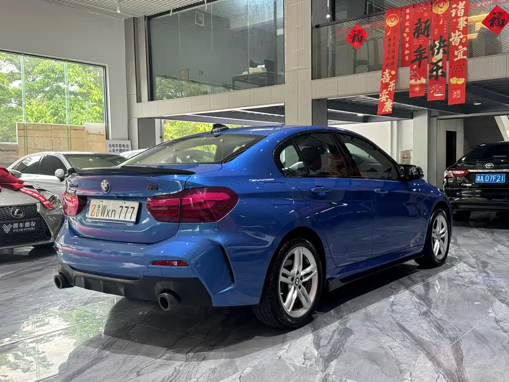 BMW 1 Series 2020 120i M Sports Package купить на сайте DeffCars