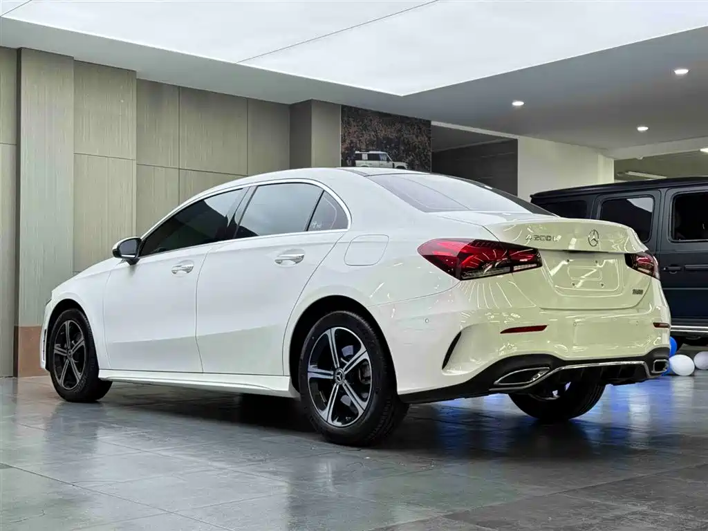 Mercedes-Benz A-Class 2022 A 200 L Sports Sedan Fashionable купить на сайте DeffCars