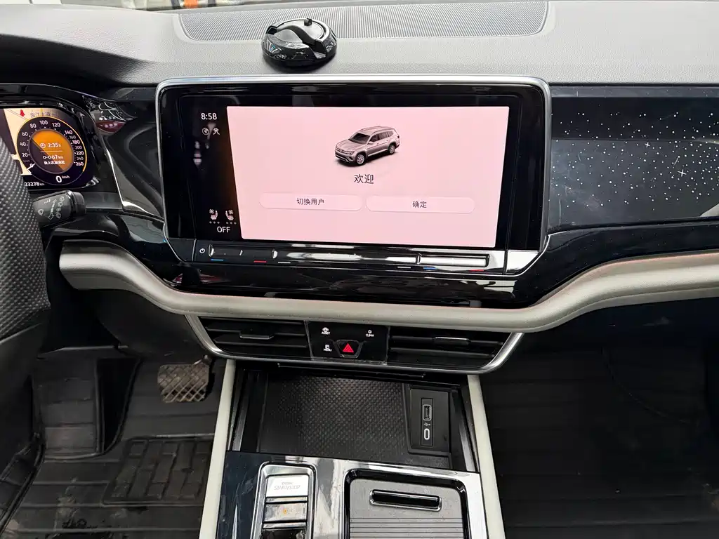Touron 2024 380TSI four-wheel drive luxury version купить на сайте DeffCars