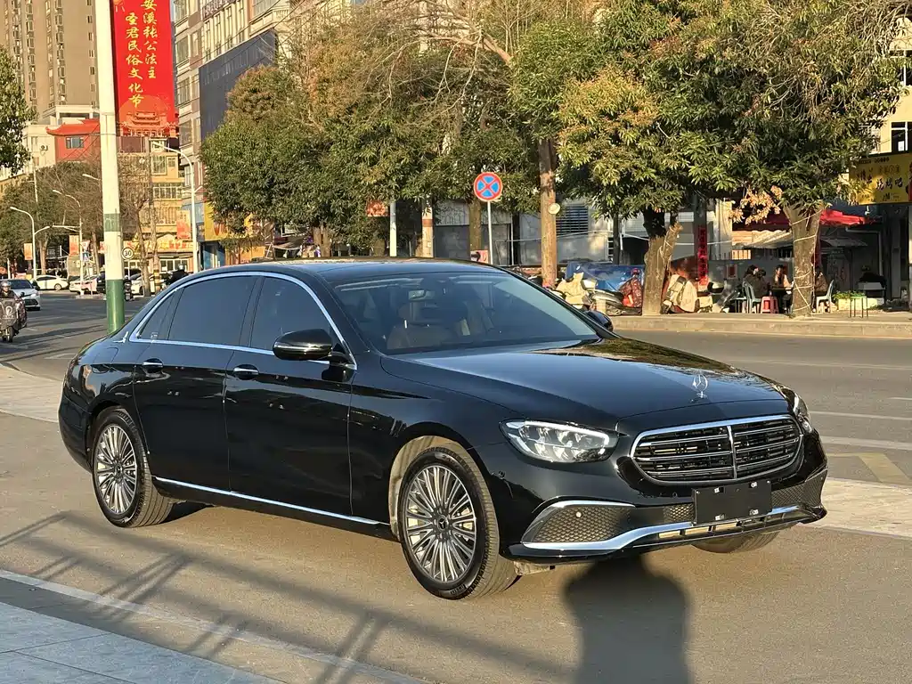 Mercedes-Benz E-Class 2023 E 300 L Luxury Model купить на сайте DeffCars