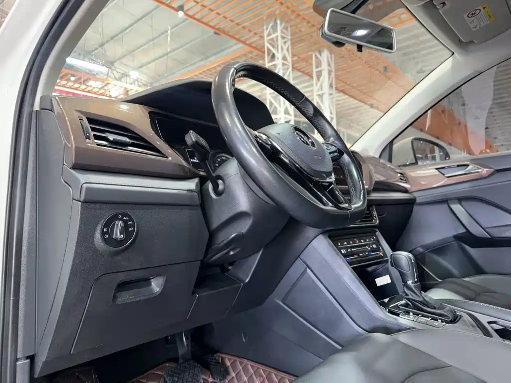 Tuyue 2021 280TSI two-wheel drive luxury version купить на сайте DeffCars