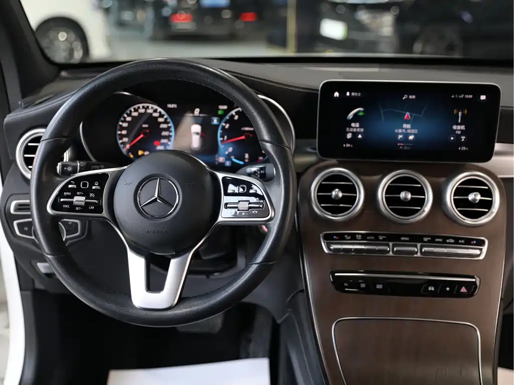 Mercedes-Benz GLC 2020 GLC 260 L 4MATIC luxury model купить на сайте DeffCars