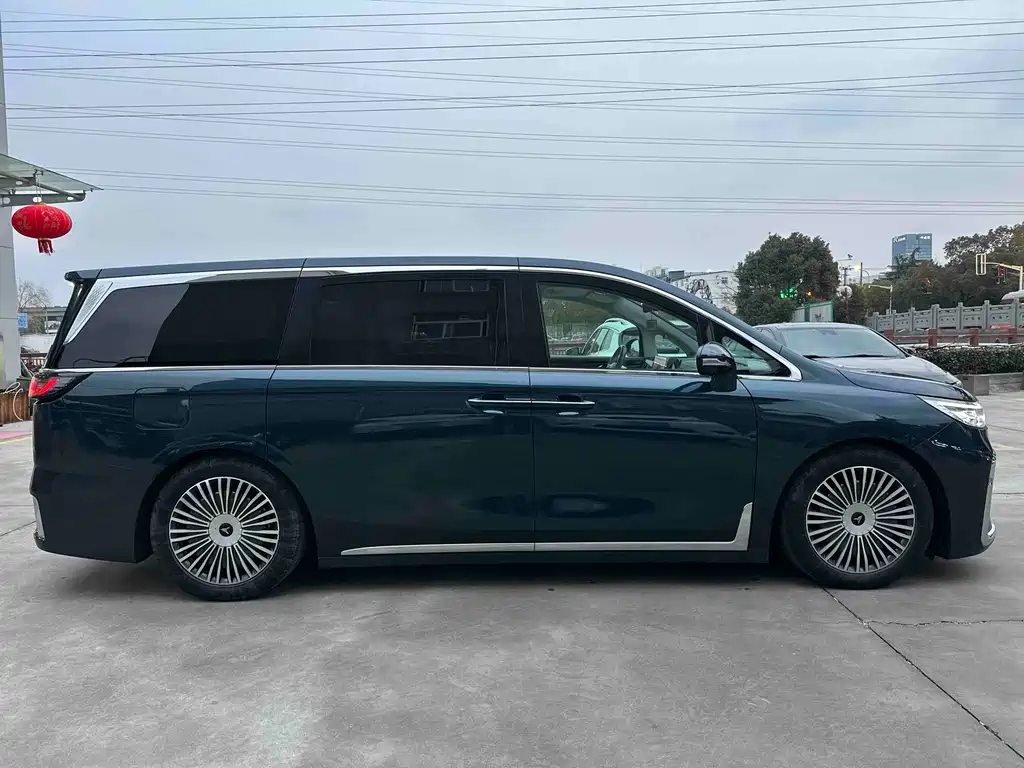 Lantu Dreamer 2025 PHEV four-wheel drive flagship Kunpeng version купить на сайте DeffCars