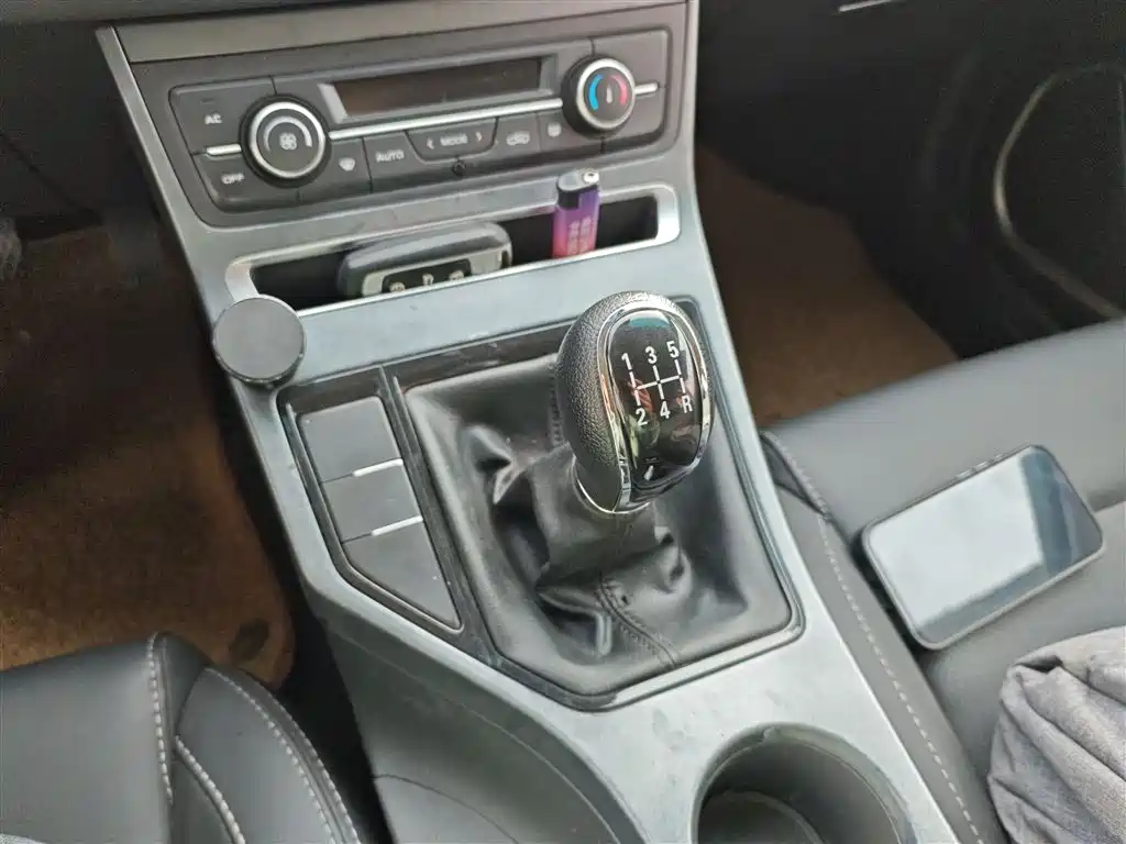 Emgrand 2018 1.5L manual upward Internet version купить на сайте DeffCars