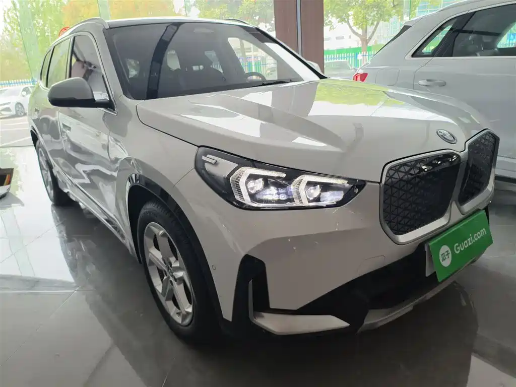 BMW iX1 2023 eDrive25L X Design Package купить на сайте DeffCars