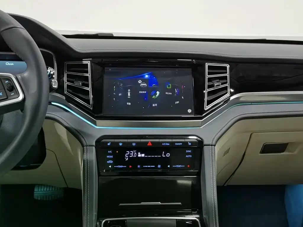 Damai X7 2018 2.0T automatic supreme model купить на сайте DeffCars