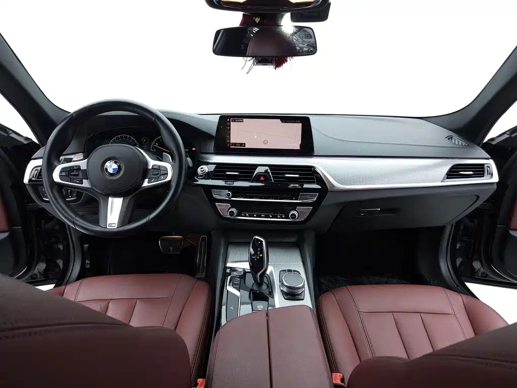 BMW 5 Series 2019 530Li Leading M Sports Package купить на сайте DeffCars
